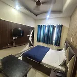 Hotel Mourya Deluxe
