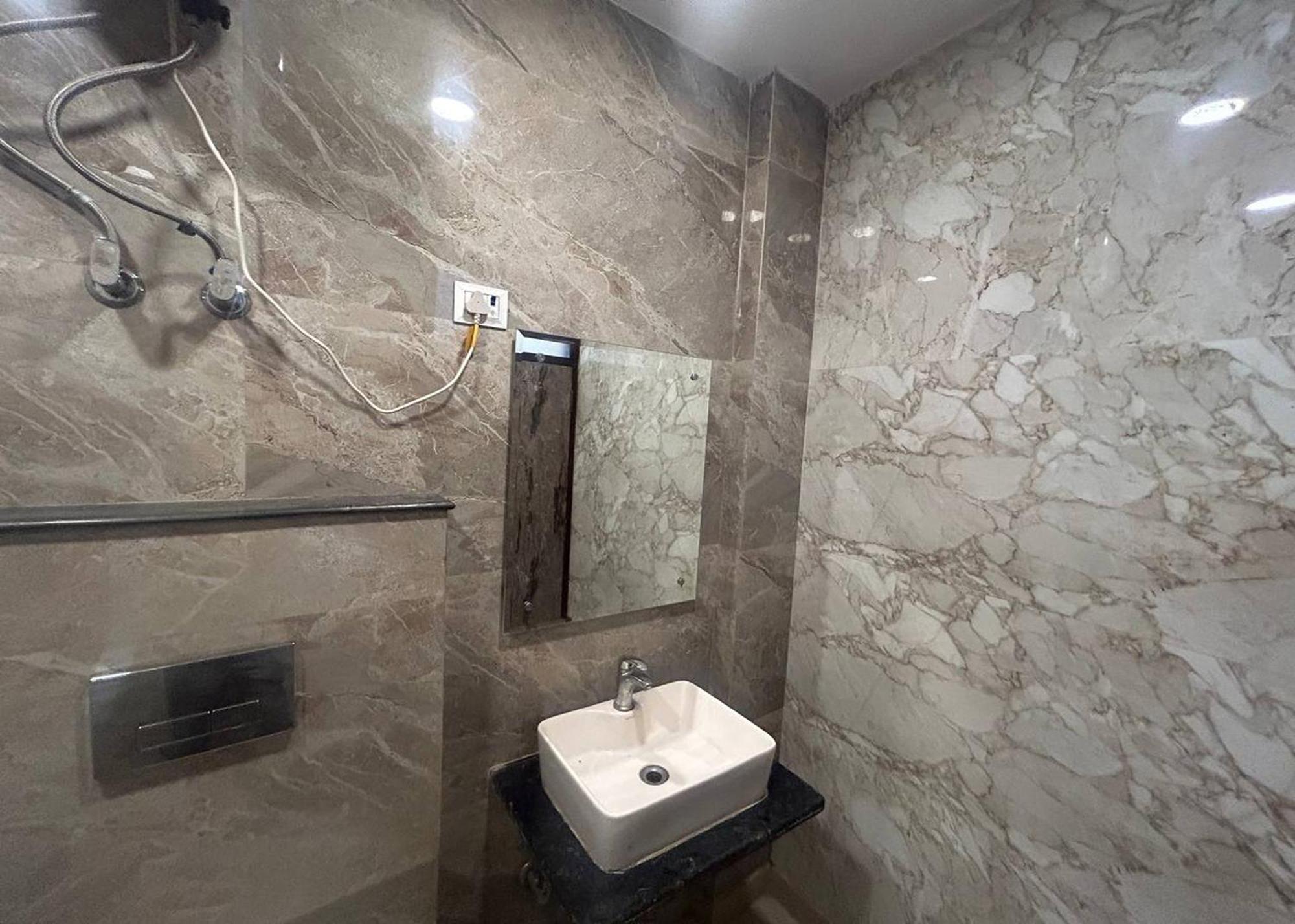 Hotel Mourya Deluxe 3*